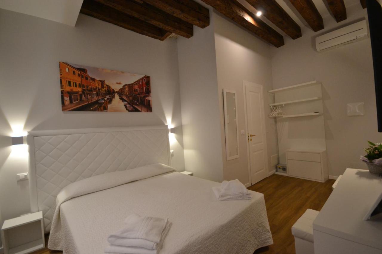 Hotel Ca' Giusta Venecia Exterior foto